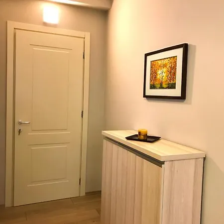 Apartament Away From *